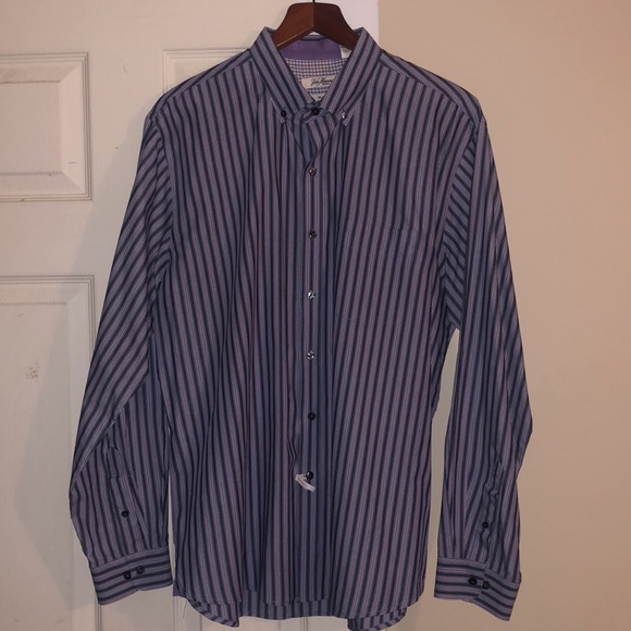Van Heusen Button Down Size 17-17.5 XL - Picture 2 of 7